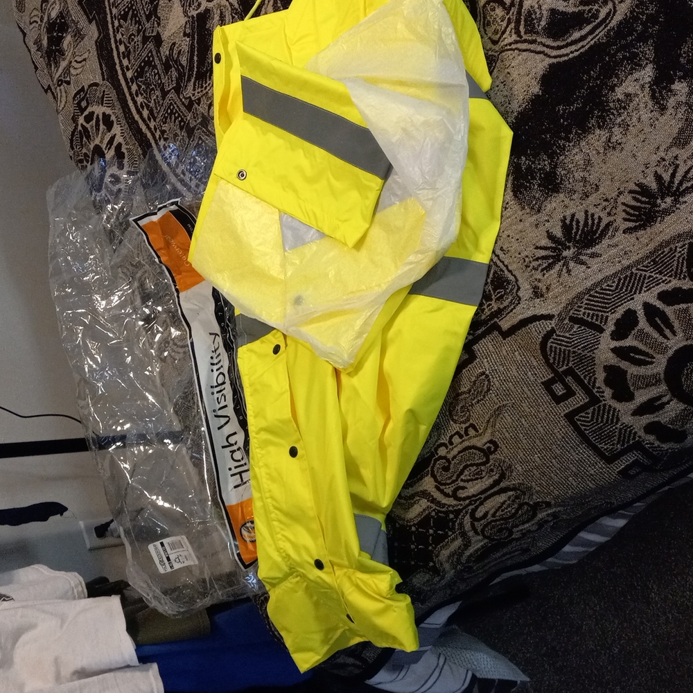 Rain coat with pants